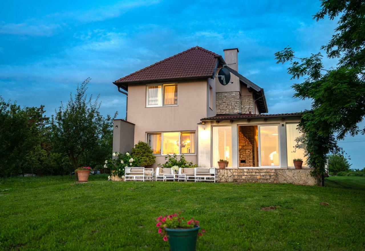 Danubio Residence Aljmaš 외부 사진